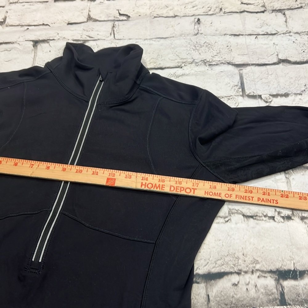 Lululemon Lace Star Runner Pullover Top Size 12 Black - Picture 4 of 13
